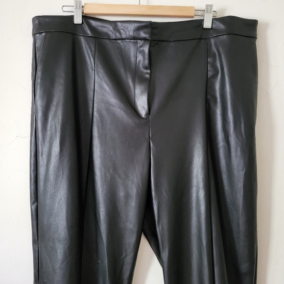 Ann Taylor Faux Leather Cuffed Ankle Pants Black Size 14.  F - Picture 3 of 8